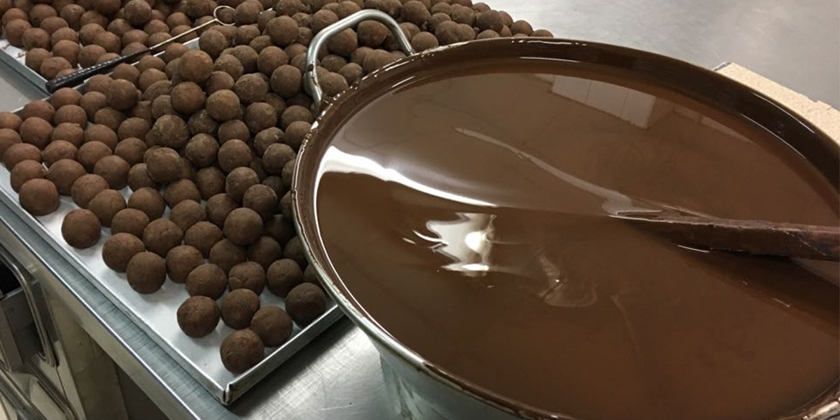 Cómo fundir chocolate - Confitería Ovetus